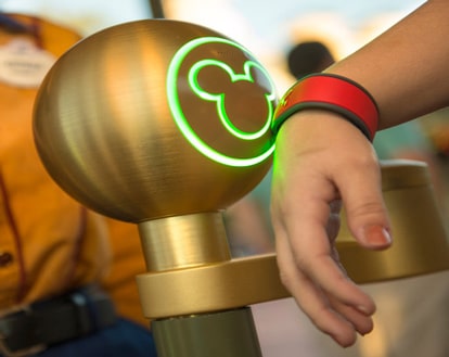 Disney Announces RFID Program for Interactive Theme Park Experience ...